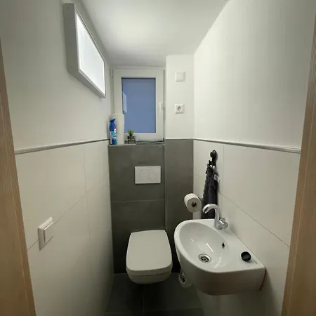 Monteurzimmer / Zimmervermietung Homestay Allmendingen