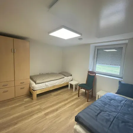 Monteurzimmer / Zimmervermietung Homestay Allmendingen